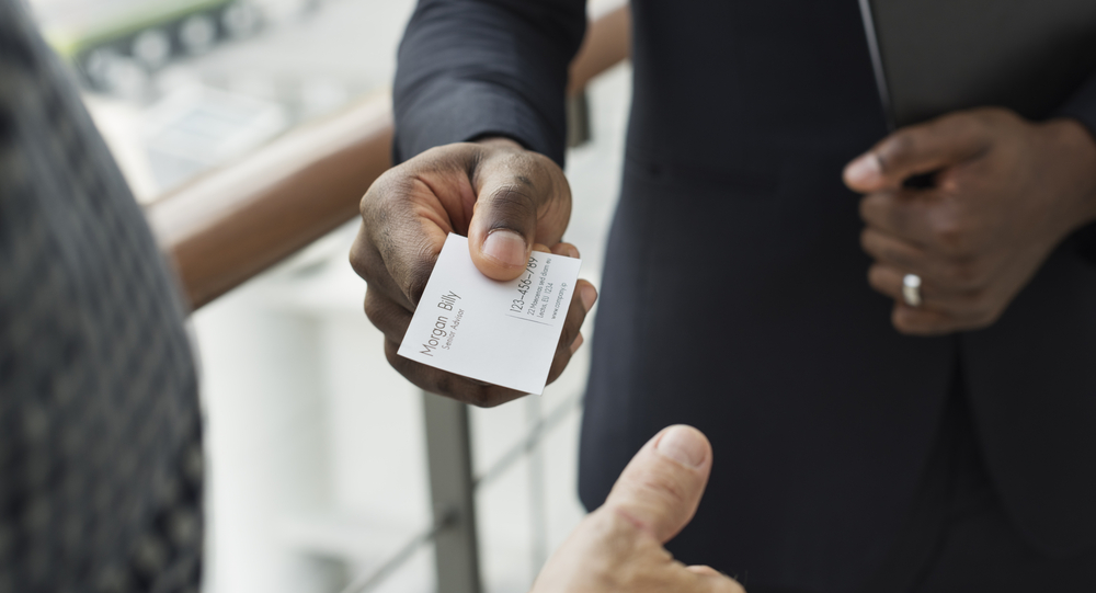 Are Business Cards Still Worth It?